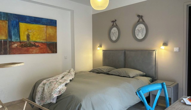 A 2 km du Pont-du-gard, Entre Nîmes, Avignon et Uzès