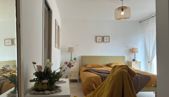 A 2 km du Pont-du-gard, Entre Nîmes, Uzès et Avignon