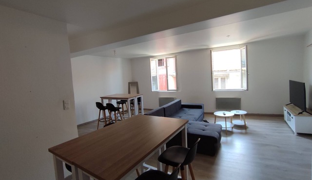 A 20 min des Stations Appartement Très Paisible