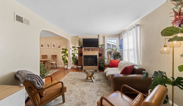 A 3-bedroom house just a 20-minute walk from historic Harpers Ferry.