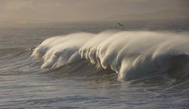A 3 minute walk to the beach, beautiful mountains and Lochs
