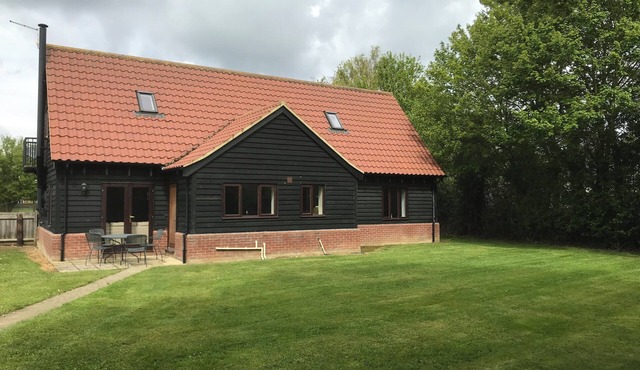 A 4 bedroom property in beautiful country setting, 3 miles from Bury St Edmunds.
