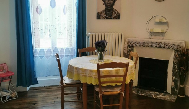 A 450m de la Gare de Nevers Appartement 1ère Étage