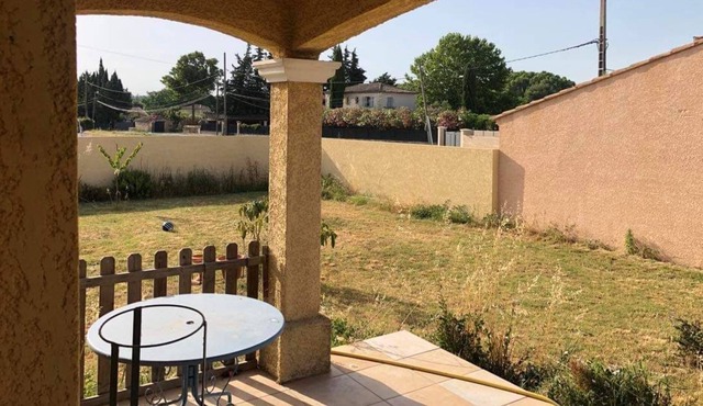 A 5 Minutes D'uzes, Maison Idéale Pour des Vacances en Famille