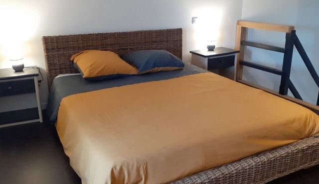 A 5 mn de La Rochefoucauld, Belle Chambre D'hôtes Type Suite