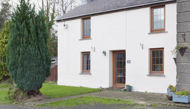 A beamed, character cottage situated just 100 yards from the River Teifi.