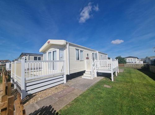 A beautiful 4 birth - 714 Unity Beach Holiday Resort Unity 2 pets stay free