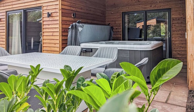 A beautiful bespoke lodge perfect for a family escape with pets.