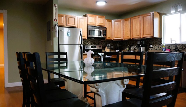A Beautiful Cozy Home That Is Close To The Lake. Game Room, Video & Board Games
