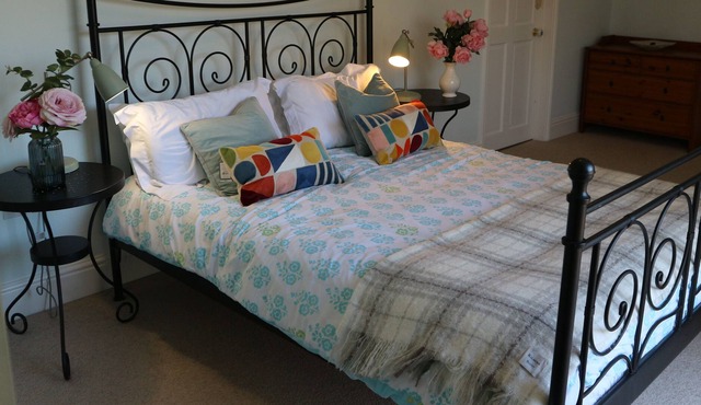 A beautiful conversion of a Grade II listed former Oast House and adjoining a Grade II listed former