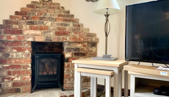 A beautiful, cosy cottage in a peaceful setting with 15% off ferry