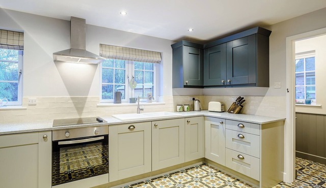 A beautiful cottage in a rural Cheshire village with an abundance of attractions easily accessible.