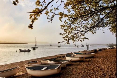 A Beautiful Country Cottage