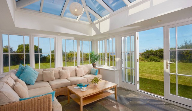 A beautiful, dog-friendly holiday home with magnificent views of two coastlines