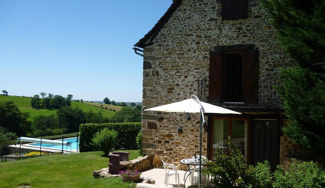 A beautiful character cottage with a private pool