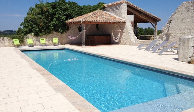 A beautiful home with quality services, private pool and Spas