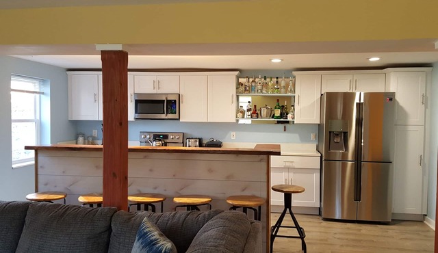 A beautiful house 100% renovated, all brand new amenities