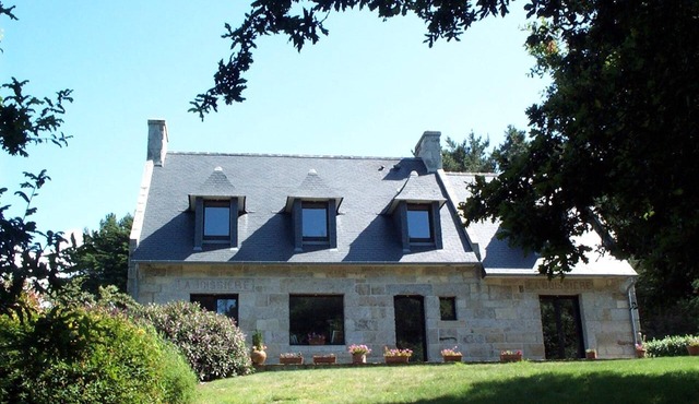 A beautiful stone built house close to the river and the beach - 10 sleeps