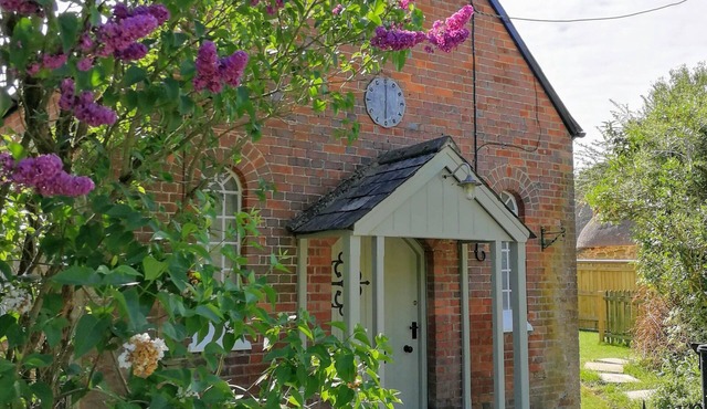 A beautifully renovated, wonderfully positioned old Chapel with large garden