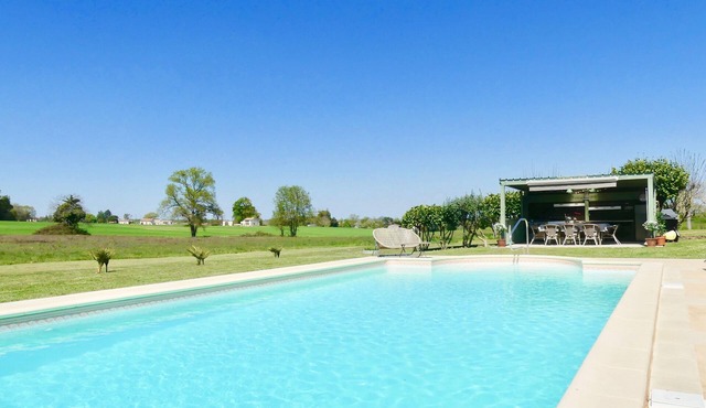 A beautifully renovated old Hunting Lodge with stunning countryside views