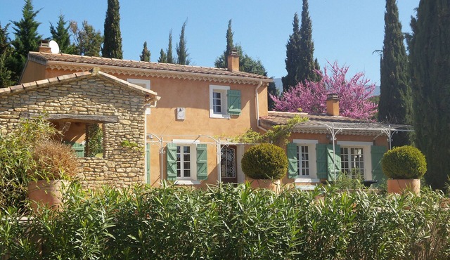A Bédoin, quiet and near the Mont Ventoux 6p House with private pool