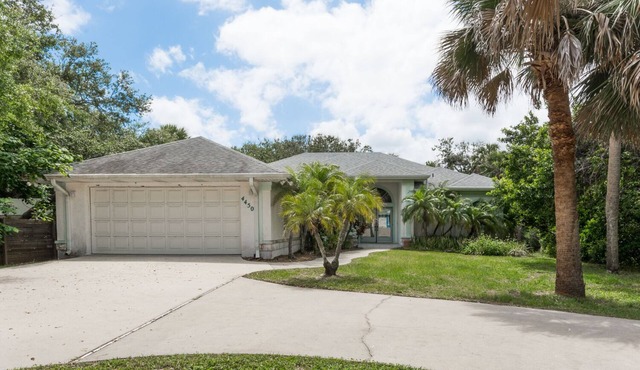 A Bird Lover & Fisherman's Dream - 4450 Saxon