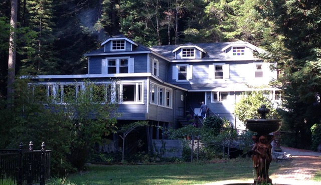 A bit of English charm nestled in the Redwoods of Sonoma. Perfect seclusion.