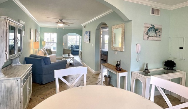 A Bldg.1st floor.No stairs,Pool,Intracoastal outside your door! Beach easy walk.