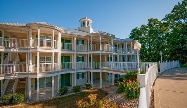 A Blend of Recreation and Scenery, Families Love - 2BD + 2BA.