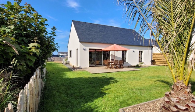 A brand new, comfortable home, designed with your family vacation in mind.