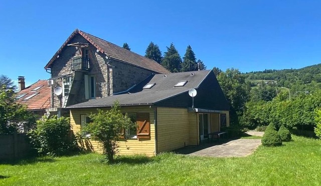 A bright and spacious gîte with a garden