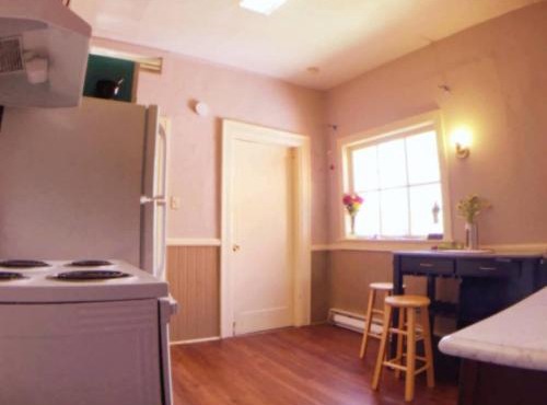 A-Capital Hill Hideaway