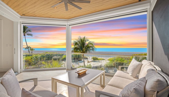 A Captiva Island Luxury Estate With Panoramic Gulf Views and Private Oasis