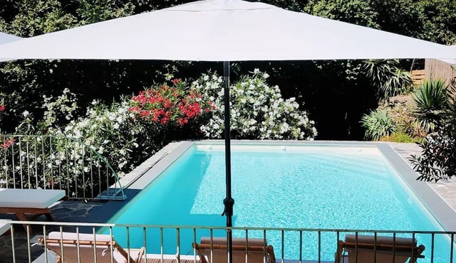 A Casetta" cottage with heated swimming pool