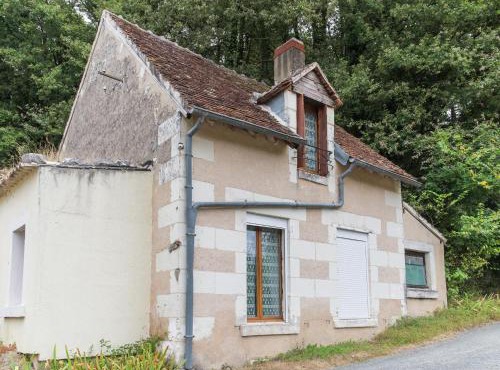 A cave house with a historic charm