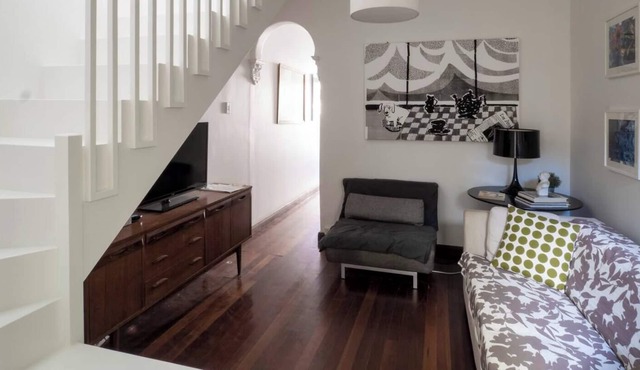 A Charming 2 Bedroom Cottage in Tree-lined Street, Next to Erskineville Village