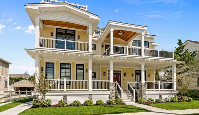 A charming five bedroom home located just 2 blocks to Stone Harbor's pristine beaches and within a block to Chelsea Place Park's playground