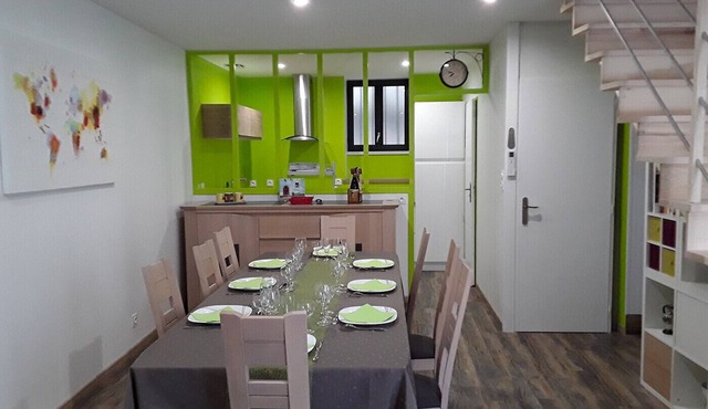 A charming house for a stay in the green