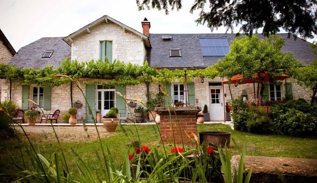 A Charming House in Dordogne with swimming pool