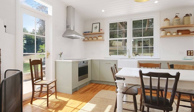 A charming miners cottage retreat