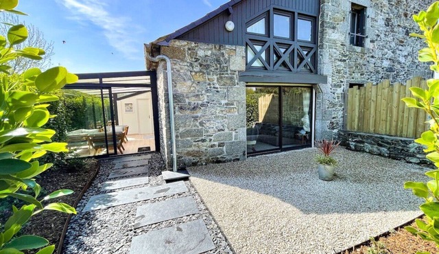 A charming old farm, close the sea