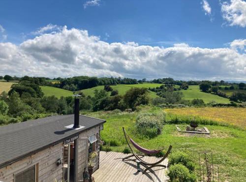 A charming unique lodge, with log burner and incredible views