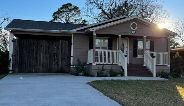 A Cheerful-Cozy House near beach and fishing!