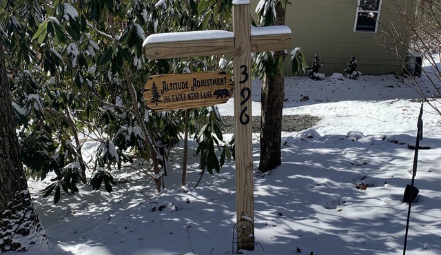 A Chic Mountain Retreat! 30 Minutes from Appalachian State!