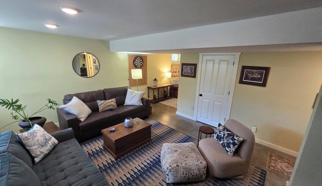 A Chill Base Camp: walk downtown, minutes away from KU basketball and football.