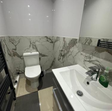 A Comfortable and Cosy Self Contained Room