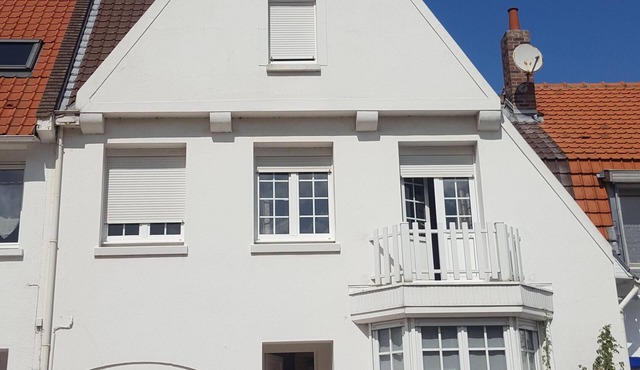 A comfortable and renovated family house, walking distance from sea and dunes