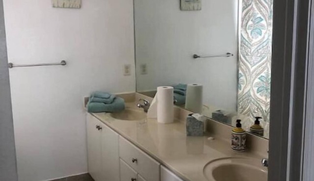 A comfortable House in Kendall
