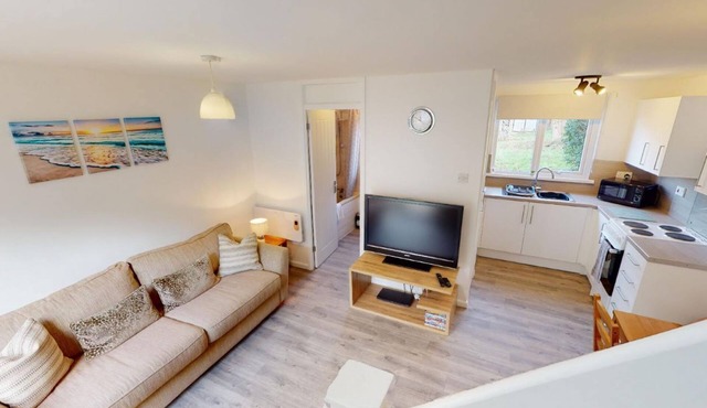 A comfy and homely base that is a great from which to explore West Cornwall