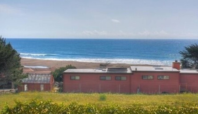 A Cool House, A Cool View